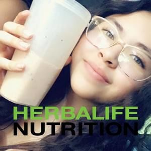 Meet your Posher, Noemi